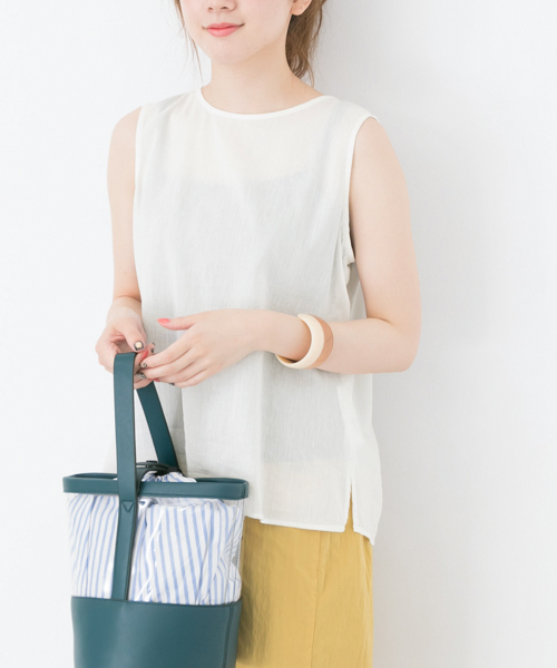 URBAN RESEARCH（アーバンリサーチ）の「フィラフィーバックリボンブラウス（シャツ/ブラウス・レディース・ベージュ/ピンク系その他/オフホワイト・FREE）」の4枚目の写真