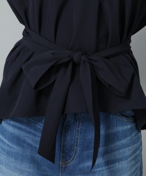 Andemiu（アンデミュウ）の「ソデタックヌケエリブラウス769096（シャツ/ブラウス・レディース・ブラウン/その他/アイボリー/ネイビー/イエロー・FREE）」の17枚目の写真