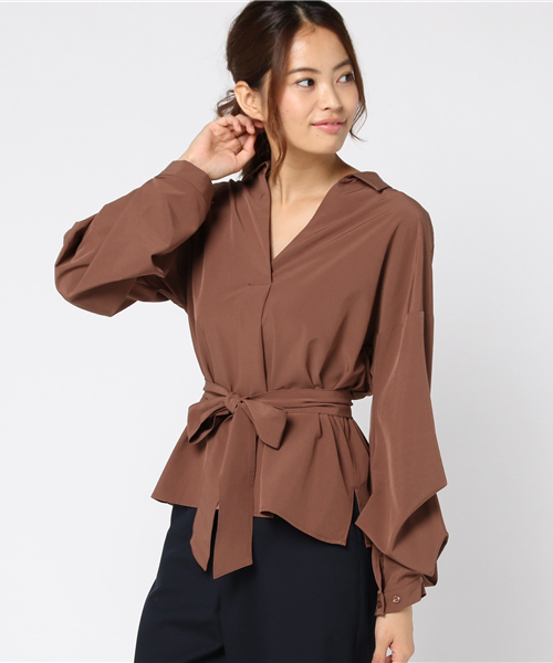 Andemiu（アンデミュウ）の「ソデタックヌケエリブラウス769096（シャツ/ブラウス・レディース・ブラウン/その他/アイボリー/ネイビー/イエロー・FREE）」の21枚目の写真