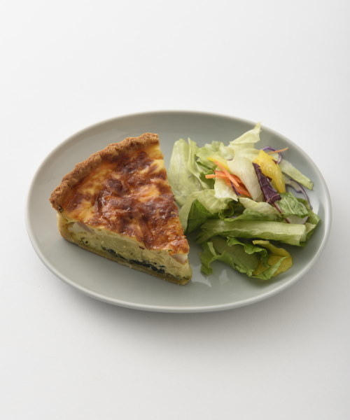 I.D.E.A international（イデアインターナショナル）の「common オーバルプレート 190mm（食器・レディース・ネイビー/グレー/イエロー・ﾌﾘ-）」の2枚目の写真