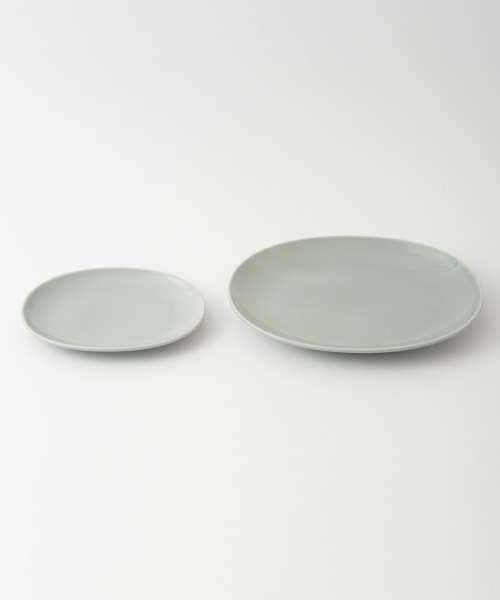 I.D.E.A international（イデアインターナショナル）の「common オーバルプレート 190mm（食器・レディース・ネイビー/グレー/イエロー・ﾌﾘ-）」の11枚目の写真