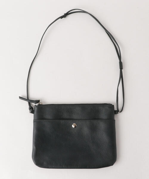 green label relaxing（グリーンレーベルリラクシング）の「CM GLR レザー 2WAY サコッシュポーチ / ショルダーバッグ（ショルダーバッグ・メンズ・ベージュ/ネイビー/ブラック・FREE）」の3枚目の写真