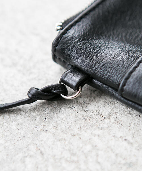 green label relaxing（グリーンレーベルリラクシング）の「CM GLR レザー 2WAY サコッシュポーチ / ショルダーバッグ（ショルダーバッグ・メンズ・ベージュ/ネイビー/ブラック・FREE）」の8枚目の写真