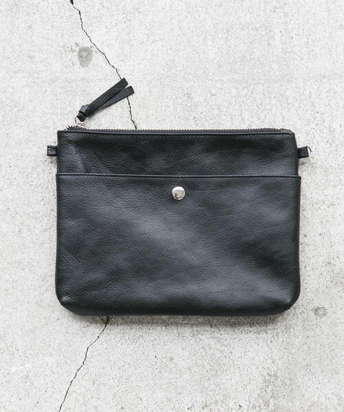 green label relaxing（グリーンレーベルリラクシング）の「CM GLR レザー 2WAY サコッシュポーチ / ショルダーバッグ（ショルダーバッグ・メンズ・ベージュ/ネイビー/ブラック・FREE）」の17枚目の写真