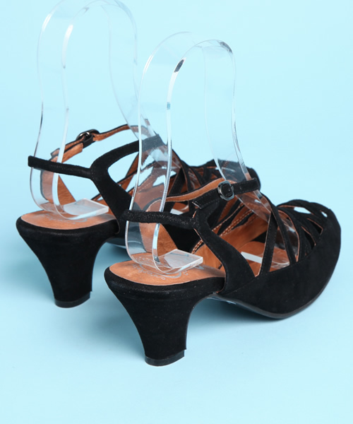 Soareak(ソアリーク)の「【Jeffrey Campbell】 クロスストラップサンダル(サンダル・レディース・ブラック/ベージュ・37/38)」の5枚目の写真