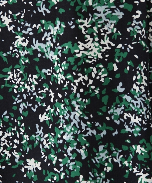 LEPSIM（レプシィム）の「ガラプリントフレアスカート　796644（スカート・レディース・ブラック/ネイビー/オフホワイト・LARGE/MEDIUM）」の21枚目の写真