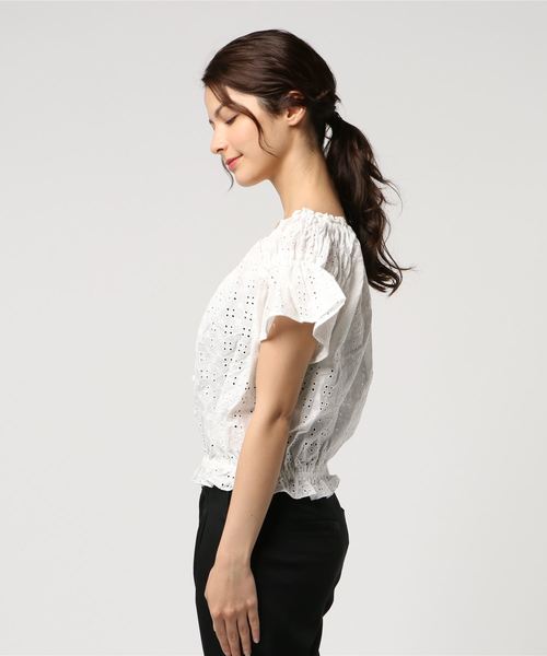 LOWRYS FARM（ローリーズファーム）の「ソウシシュウブラウス／ＳＳ　797866（シャツ/ブラウス・レディース・ブラック/パープル/オフホワイト・MEDIUM/LARGE）」の4枚目の写真