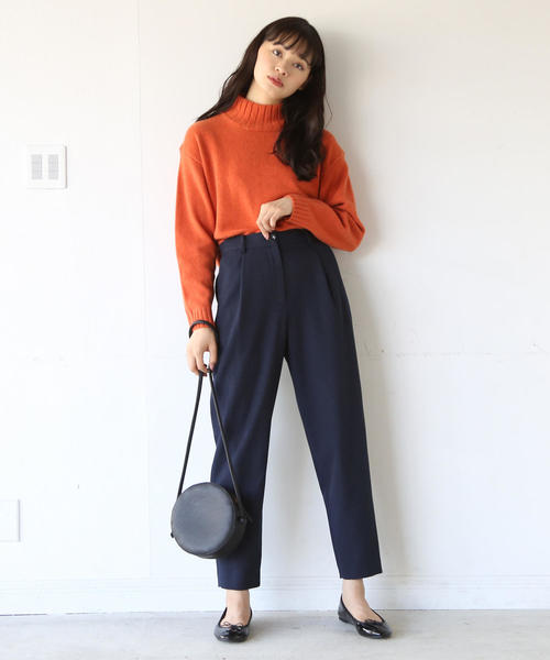 coen（コーエン）の「【『MORE』2月号掲載・手洗いできる】ラムウールオフタートルニット（ニット/セーター・レディース・ライトグレー/モカ/パープル/オレンジ・FREE）」の20枚目の写真