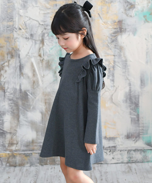 Bee des Bee（ビーデスビー）の「長袖 ワンピース（ワンピース・キッズ・ピンク系その他/ブラック/グレー/ピンク/ネイビー/ラベンダー/ブラウン系その他2/ブルー系その他2/ベージュ/ブルー系その他/ブラック系その他/ホワイト×ブラック/ブルー系その他3/ブラウン系その他/ワインレッド/チャコールグレー/キャメル/チャコール/レッド系その他2/マスタード/ブルー系その他5/ダークグリーン系1/ダークグリーン/パープル系その他/ピンクベージュ/ローズ・110cm/140cm/150cm/100cm/120cm/130cm/122cm）」の5枚目の写真