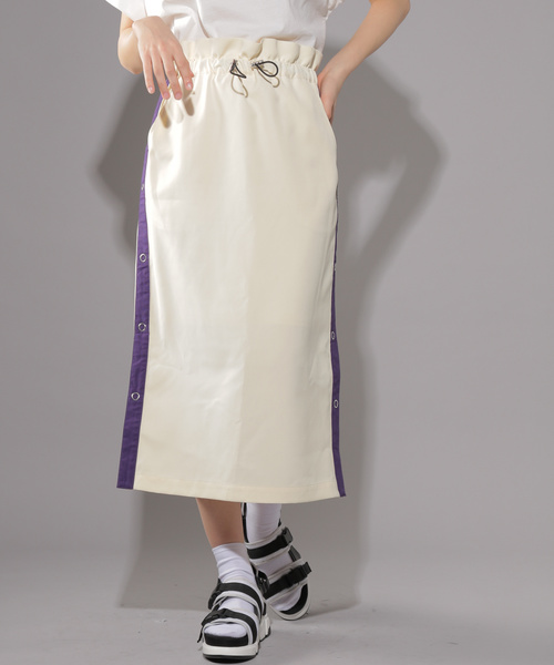 PAGEBOY（ページボーイ）の「スナップライン ナロースカート（スカート・レディース・ベージュ/キャメル/ブラック・FREE）」の2枚目の写真