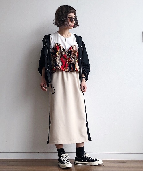 PAGEBOY（ページボーイ）の「スナップライン ナロースカート（スカート・レディース・ベージュ/キャメル/ブラック・FREE）」の9枚目の写真