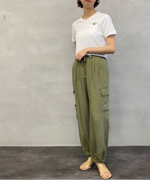 LACOSTE（ラコステ）の「[LACOSTE/ラコステ] ベーシックVネックTシャツ（Tシャツ/カットソー・レディース・サックスブルー/ブラック/ネイビー/グレー/ピンク/ホワイト・4/3/5/1/2/6）」の7枚目の写真