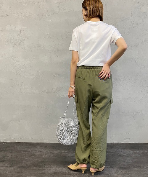 LACOSTE（ラコステ）の「[LACOSTE/ラコステ] ベーシックVネックTシャツ（Tシャツ/カットソー・レディース・サックスブルー/ブラック/ネイビー/グレー/ピンク/ホワイト・4/3/5/1/2/6）」の22枚目の写真