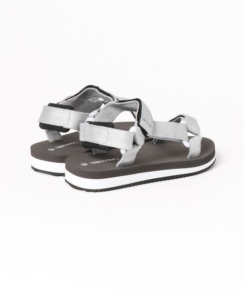 DISCOAT（ディスコート）の「【キッズ】スポーツバンドサンダル（サンダル・キッズ・ブラック/ピンク/シルバー・18cm/20/19）」の5枚目の写真