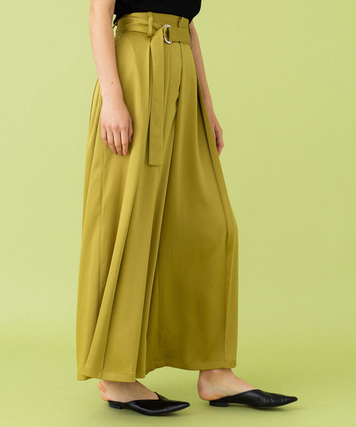 UNITED TOKYO（ユナイテッドトウキョウ）の「ボリュームタックワイドパンツ（その他パンツ・レディース・イエロー/ダークブラウン/ダークグリーン・1）」の7枚目の写真