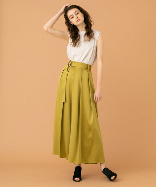UNITED TOKYO（ユナイテッドトウキョウ）の「ボリュームタックワイドパンツ（その他パンツ・レディース・イエロー/ダークブラウン/ダークグリーン・1）」の18枚目の写真