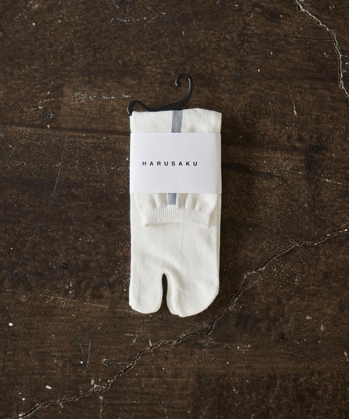 HARUSAKU（ハルサク）の「HARUSAKU / 足袋 Single Back Line Half Socks:ハルサクタビシングルバックラインハーフソックス（ソックス/靴下・レディース・ベージュ/ホワイト×ブラック/ブラック×ホワイト/ホワイト×グレー/ピンク系その他/ライトイエロー/サックスブルー/ブラウン/オレンジ/アッシュグレー/ネイビー/グレー/シルバーグレー/ピンク/ダークグレー・S/M/L）」の5枚目の写真