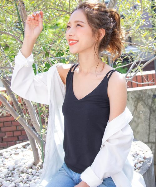 KOBE LETTUCE（コウベレタス）の「[接触冷感&UVカット]前身二重Vネックキャミソール（キャミソール・レディース・ブラック/ネイビー/オフホワイト/ミント・FREE）」の3枚目の写真