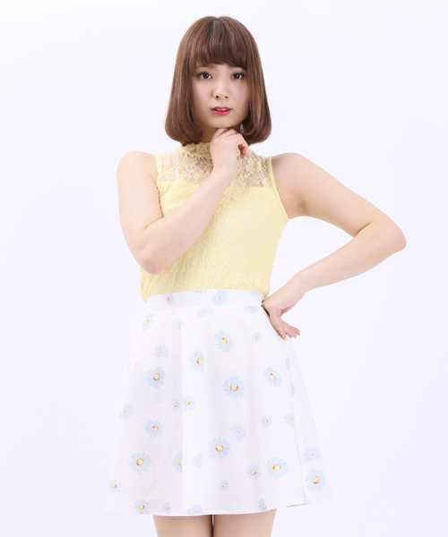 WEGO（ウィゴー）の「WEGO/レースハイネックノースリーブTシャツ（Tシャツ/カットソー・レディース・オフホワイト/ブラック/ライトパープル/ライトイエロー・FREE）」の4枚目の写真