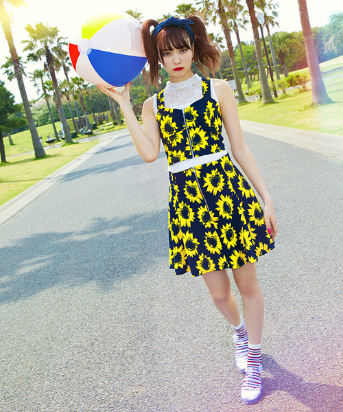 WEGO（ウィゴー）の「WEGO/レースハイネックノースリーブTシャツ（Tシャツ/カットソー・レディース・オフホワイト/ブラック/ライトパープル/ライトイエロー・FREE）」の15枚目の写真