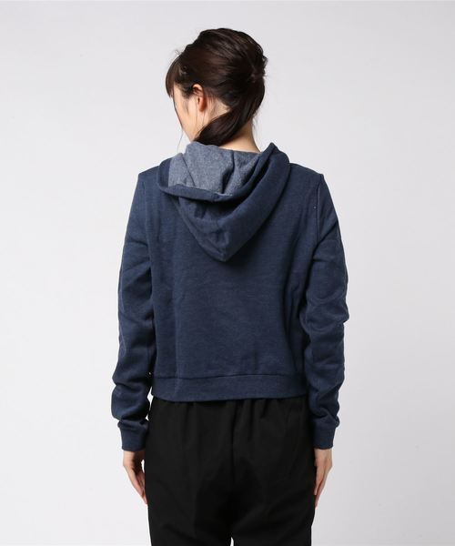 Hurley (ハーレー)の「W DESTINATION PERF FLC CROP PO/ハーレー レディース プルオーバー パーカー フロントプリント ショート丈 サーフカジュアル(パーカー・レディース・ピンク/ネイビー/グレー系その他/キャメル・X-SMALL/SMALL)」の6枚目の写真