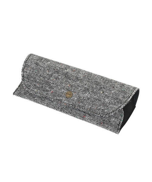 DULTON（ダルトン）の「GLASSES CASE ''CARAVAN'' /メガネケース（メガネ・メンズ・ブラック/ベージュ/ネイビー/ブラウン/レッド/ブラック系その他/ブラウン系その他/ブルー系その他・FREE）」の2枚目の写真