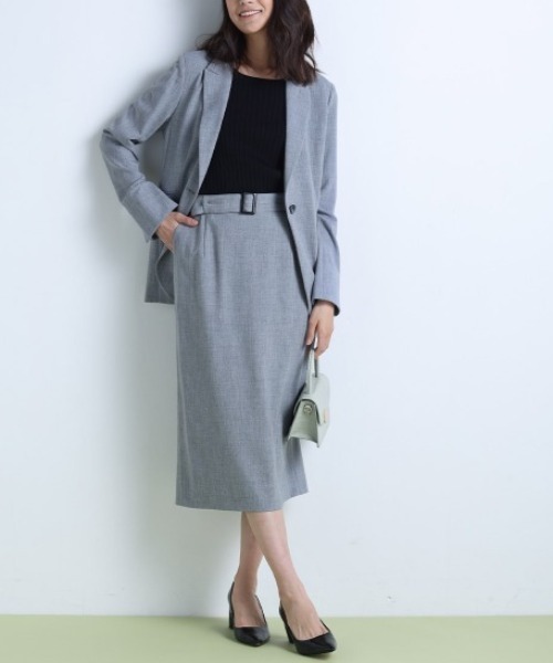 RANAN（ラナン）の「ウォッシャブルベルト付きタイトスカート(セットアップ対応)（スーツスカート・レディース・ライトグレー/ベージュ/ネイビー・LL/3L/L/M）」の12枚目の写真