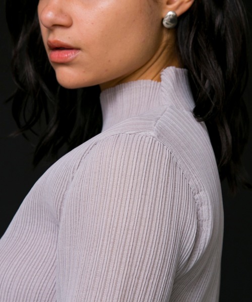 MAISON SPECIAL（メゾンスペシャル）の「プリーツブルーゼハーフスリーブトップス【MAISON SPECIAL/メゾンスペシャル】（Tシャツ/カットソー・レディース・ブラウン/アイボリー/カーキ/グリーン・FREE）」の11枚目の写真