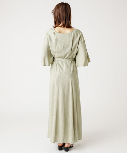 mystic（ミスティック）の「タックフレアワンピース（ワンピース・レディース・オフホワイト/オリーブ/グリーン/ライラック・FREE）」の6枚目の写真