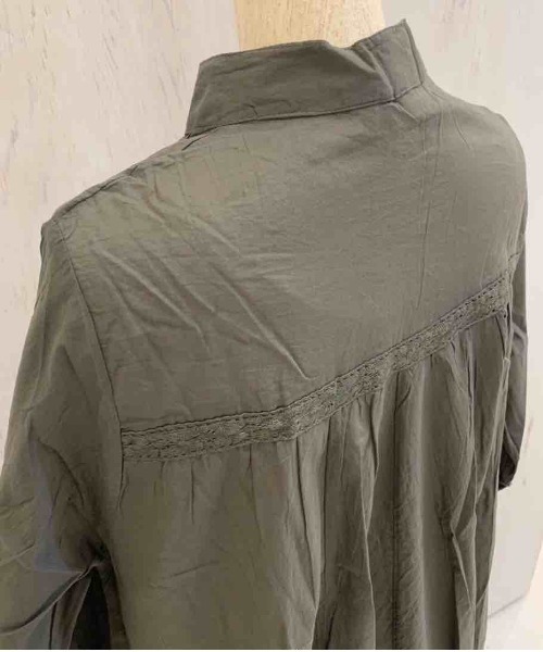 rovtski（ロフトスキー）の「ﾌﾚｱｵｰﾊﾞｰｼｬﾂ913803NO02（シャツ/ブラウス・レディース・ブルー/グリーン/ブラック/ライトグレー/チャコールグレー/ベージュ/ネイビー・FREE）」の13枚目の写真