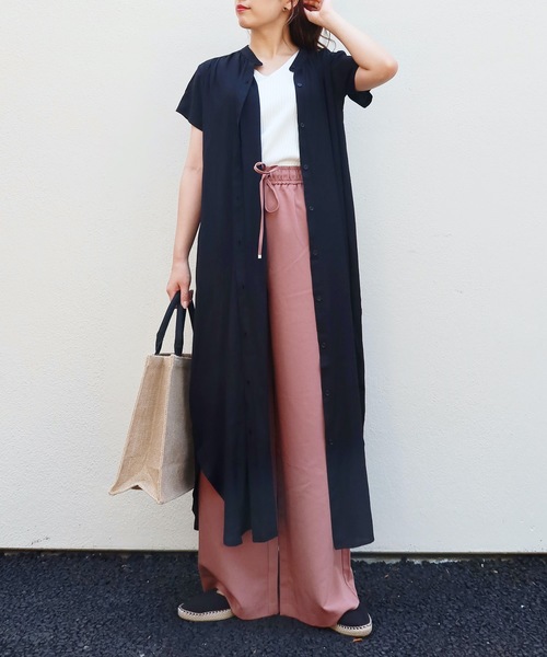 Riberry(リベリー)の「バンドカラー半袖シャツワンピ(シャツワンピース・レディース・ライトグリーン/モカ/ホワイト/ブラック・FREE)」の7枚目の写真