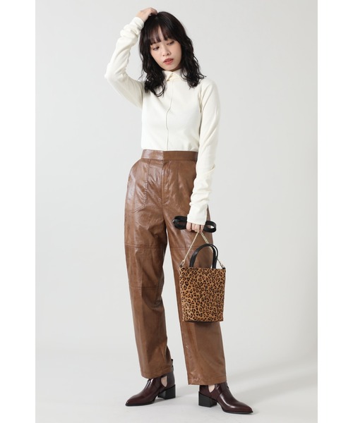 ROSE BUD（ローズバッド）の「フェイクレザーパンツ（その他パンツ 