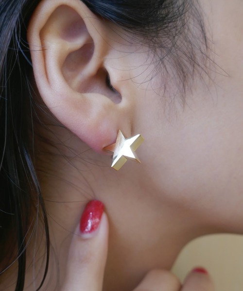 e.m. イーエム スター 星 ピアス 片耳用(キャッチなし) スターピアスパールキャッチ(ピアス(片耳用))|LOVE BY e.m.