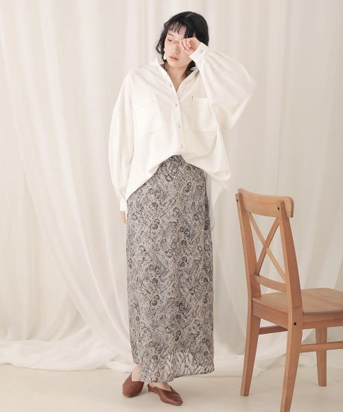 Bab（バブ）の「【WEB限定】ペイズリープリントロングフレアスカート（スカート・レディース・チャコールグレー/ベージュ・38）」の8枚目の写真