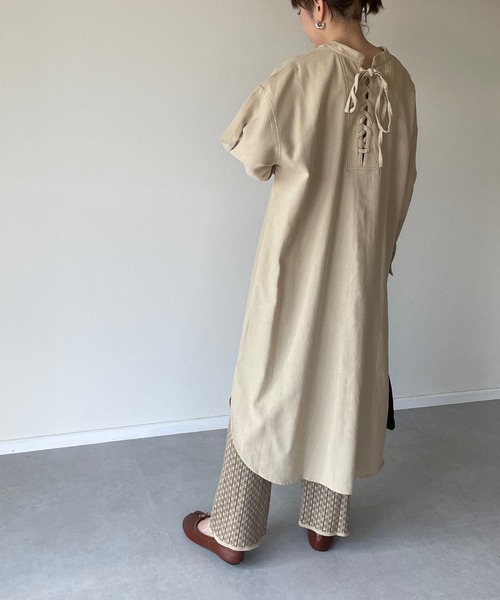 y/m by misato(イムバイミサト)の「リネンライクバックレースアップシャツワンピース(シャツワンピース・レディース・ベージュ/ブラウン/オフホワイト・FREE)」の6枚目の写真