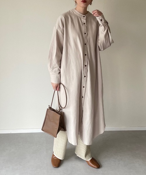 y/m by misato(イムバイミサト)の「リネンライクバックレースアップシャツワンピース(シャツワンピース・レディース・ベージュ/ブラウン/オフホワイト・FREE)」の22枚目の写真