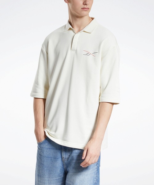 Reebok（リーボック）の「クラシックス ポロ シャツ / Classics Polo Shirt（ポロシャツ・メンズ・ブラック/オフホワイト・X-LARGE/SMALL/MEDIUM/X-SMALL/XX-LARGE/LARGE）」の2枚目の写真