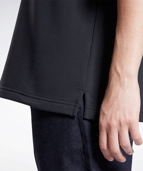 Reebok（リーボック）の「クラシックス ポロ シャツ / Classics Polo Shirt（ポロシャツ・メンズ・ブラック/オフホワイト・X-LARGE/SMALL/MEDIUM/X-SMALL/XX-LARGE/LARGE）」の4枚目の写真