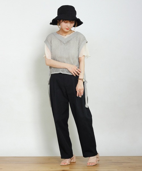 Crisp yours(クリスプユアーズ)の「アンクルテーパードパンツ(その他パンツ・レディース・ブラック/アイボリー・FREE)」の3枚目の写真