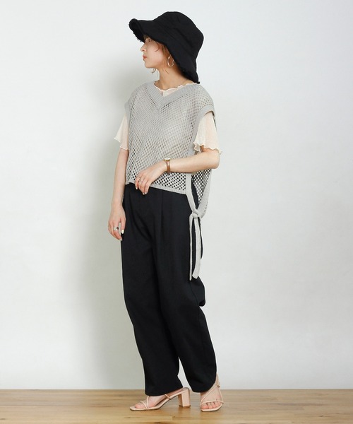 Crisp yours(クリスプユアーズ)の「アンクルテーパードパンツ(その他パンツ・レディース・ブラック/アイボリー・FREE)」の4枚目の写真