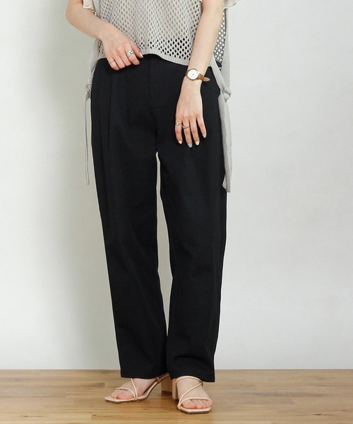 Crisp yours(クリスプユアーズ)の「アンクルテーパードパンツ(その他パンツ・レディース・ブラック/アイボリー・FREE)」の5枚目の写真
