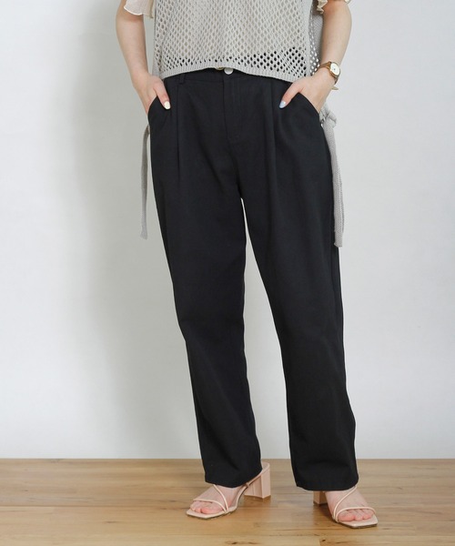 Crisp yours(クリスプユアーズ)の「アンクルテーパードパンツ(その他パンツ・レディース・ブラック/アイボリー・FREE)」の6枚目の写真