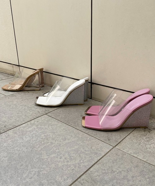 SPIRALGIRL（スパイラルガール）の「クリアウェッジサンダル（サンダル・レディース・ベージュ/オフホワイト/ピンク・MEDIUM/LARGE）」の4枚目の写真