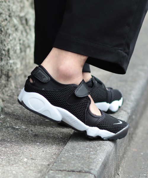 NIKE（ナイキ）の「【NIKE/ナイキ】エアリフトブリーズ（スニーカー・メンズ・ブラック・28cm/26cm/29cm/27cm）」の9枚目の写真