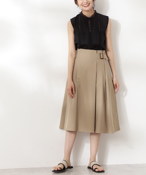 N.(N. Natural Beauty Basic)(エヌエヌナチュラルビューティーベーシック)の「◆バックル付セミフレアスカート(スカート・レディース・ベージュ/ネイビー/グリーン/オレンジ・MEDIUM)」の2枚目の写真