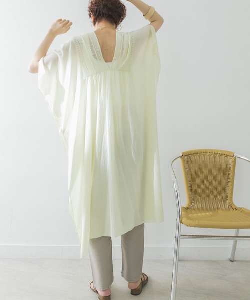 URBAN RESEARCH（アーバンリサーチ）の「indiaレースポンチョワンピース（ワンピース・レディース・チャコールグレー/ホワイト系その他/グリーン系その他・FREE）」の9枚目の写真