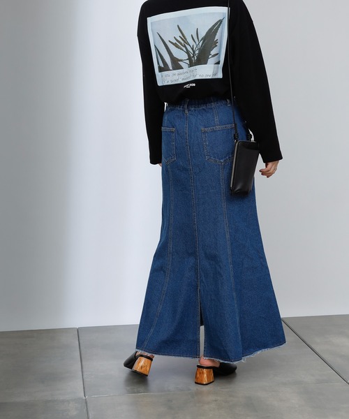 COLONY 2139（コロニートゥーワンスリーナイン）の「裾フリンジ切替デニムマーメイドスカート（デニムスカート・レディース・ブラック/ブルー・SMALL/MEDIUM）」の20枚目の写真