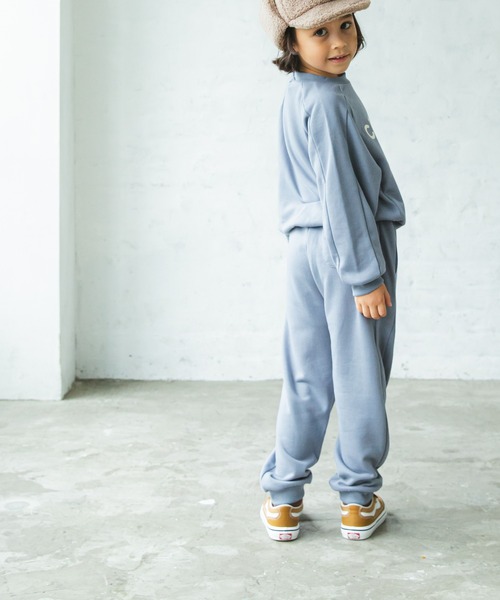 pairmanon（ペアマノン）の「【万能スウェット】裏毛ユニセックスロゴプリントセットアップ（セットアップ・キッズ・ブラック/モカ/チャコール/グレイッシュベージュ/ブルー系その他3・90/140/100/150/130/110/120）」の7枚目の写真