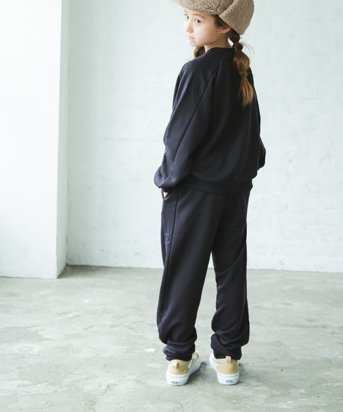 pairmanon（ペアマノン）の「【万能スウェット】裏毛ユニセックスロゴプリントセットアップ（セットアップ・キッズ・ブラック/モカ/チャコール/グレイッシュベージュ/ブルー系その他3・90/140/100/150/130/110/120）」の16枚目の写真