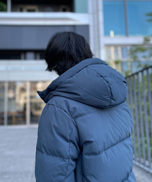 GLOSTER（グロスター）の「【GLOSTER/グロスター】ミニリップ フーデットダウンブルゾン（ダウンジャケット/コート・メンズ・ブラック/ネイビー/グレイッシュベージュ・MEDIUM/LARGE）」の4枚目の写真